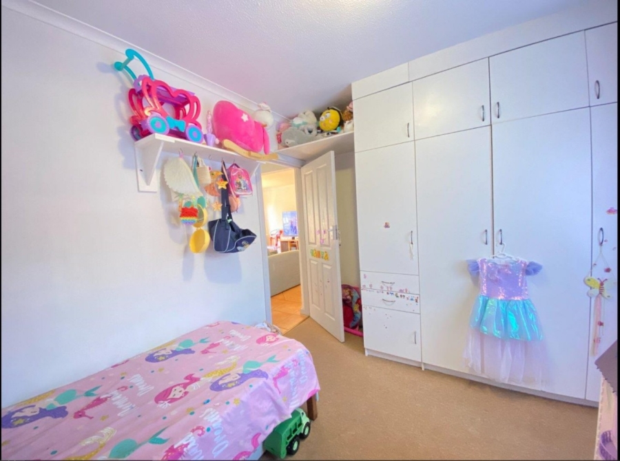 2 Bedroom Property for Sale in Hartenbos Central Western Cape